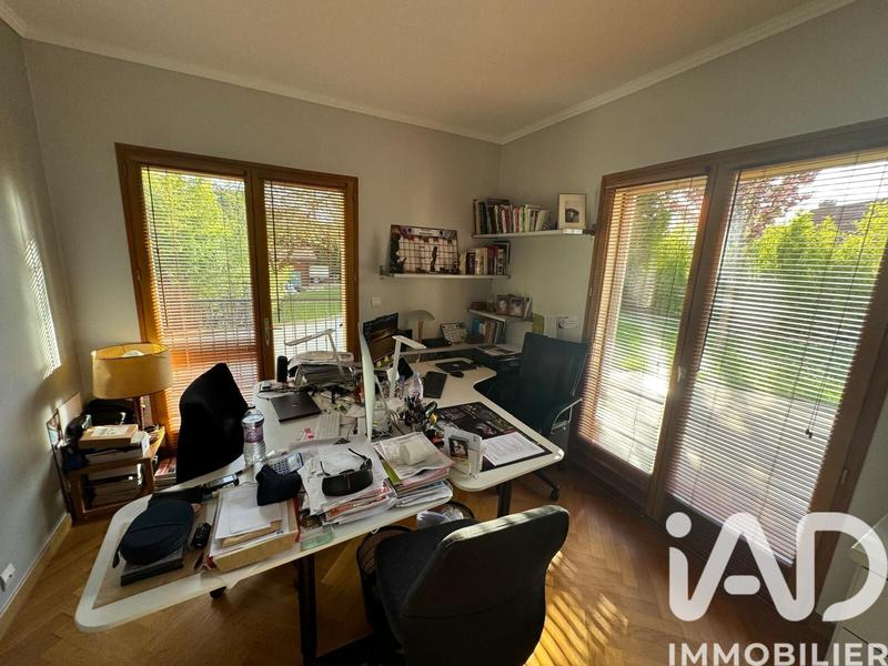 Maison de maîtres - 317 m² - 9 pièces