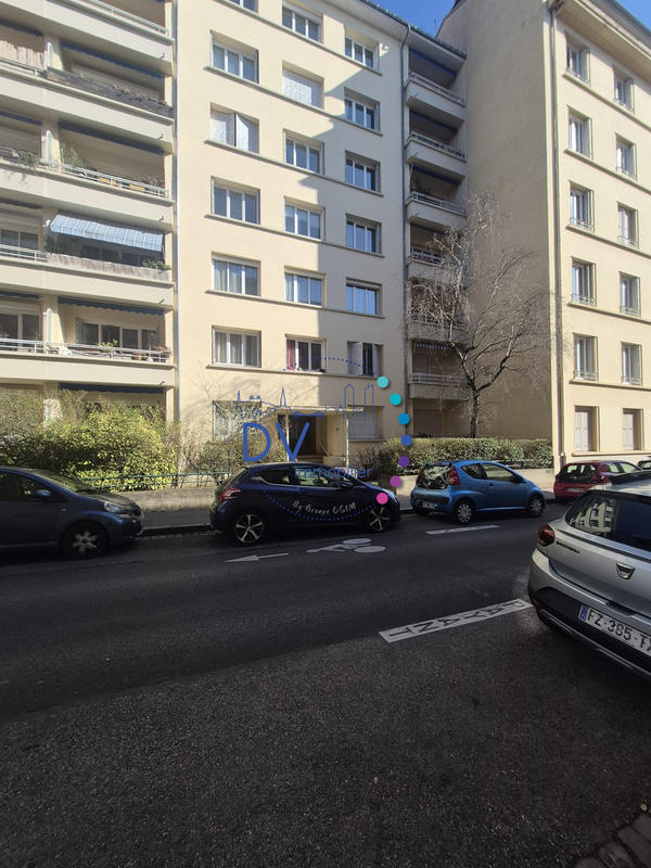 Appartement - 67 m² - 3 pièces