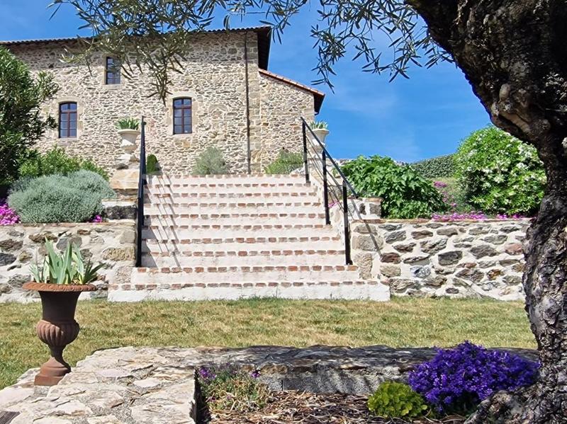 Château - 450 m² - 12 pièces