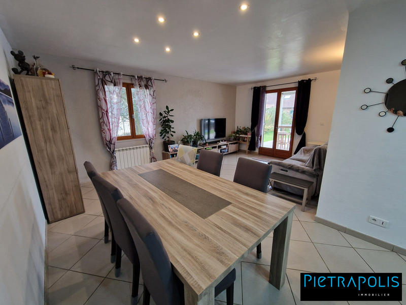 Maison - 105 m² - 5 pièces