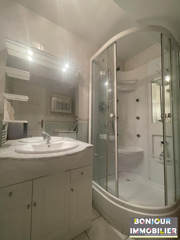 Appartement - 57 m² - 3 pièces