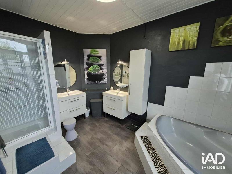 Maison - 130 m² - 4 pièces