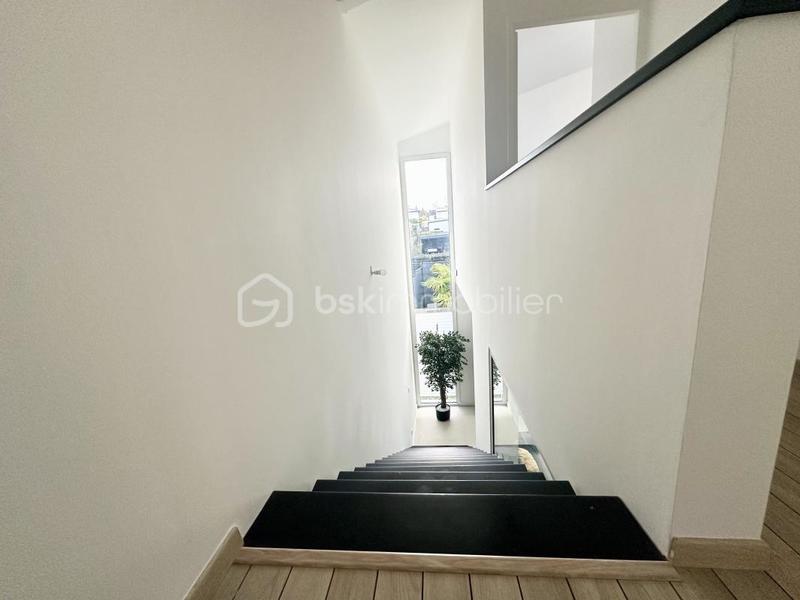 Maison d'architecte - 122 m² - 6 pièces