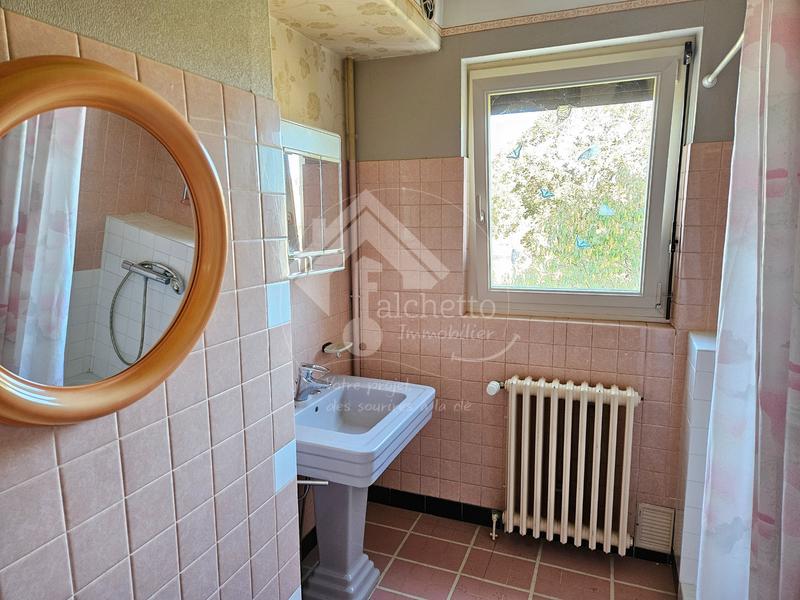 Maison - 155 m² - 8 pièces