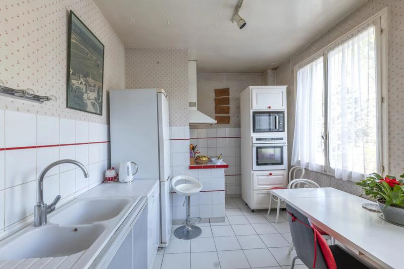 Maison - 249 m² - 9 pièces