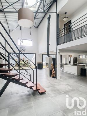 Maison - 258 m² - 7 pièces