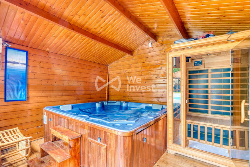 Maison - 160 m² - 6 pièces