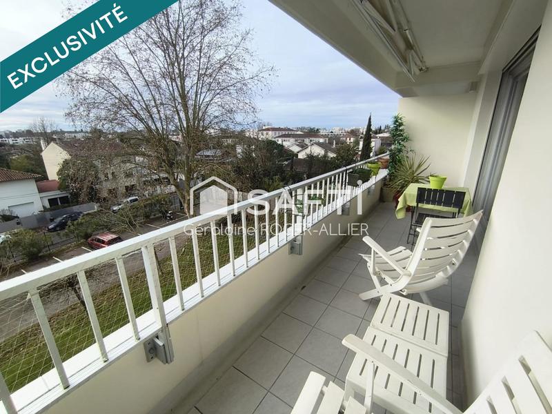 Appartement - 92 m² - 4 pièces