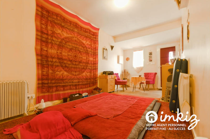 Maison - 203 m² - 7 pièces