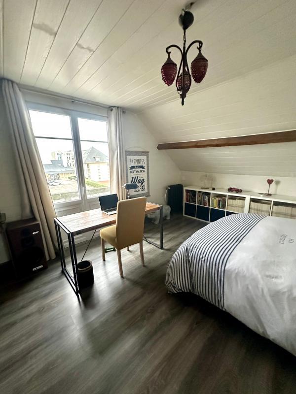 Villa - 194 m² - 8 pièces