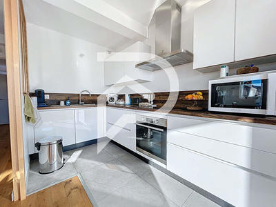 Appartement - 107 m² - 4 pièces