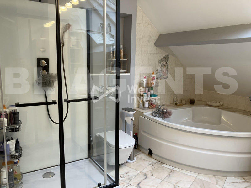 Maison - 176 m² - 6 pièces