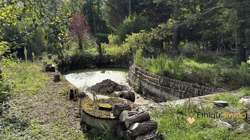 Maison - 218 m² - 10 pièces