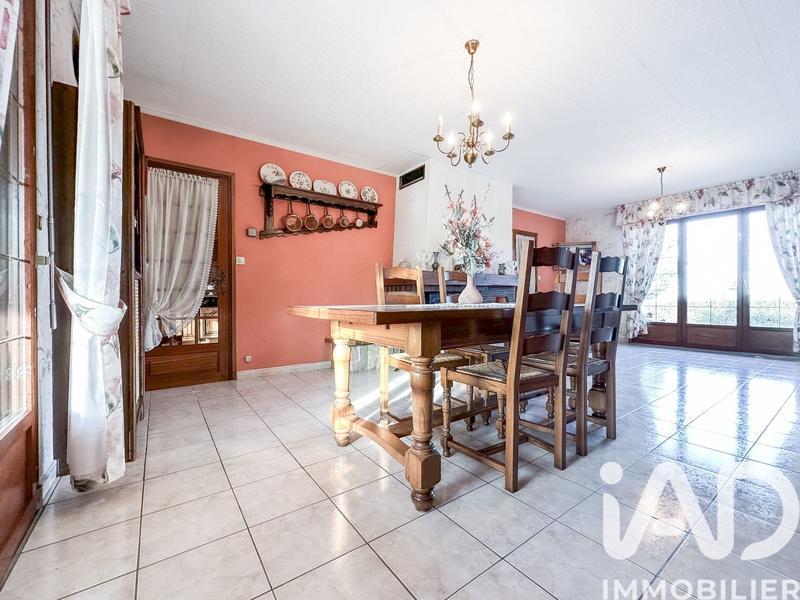 Maison - 110 m² - 6 pièces