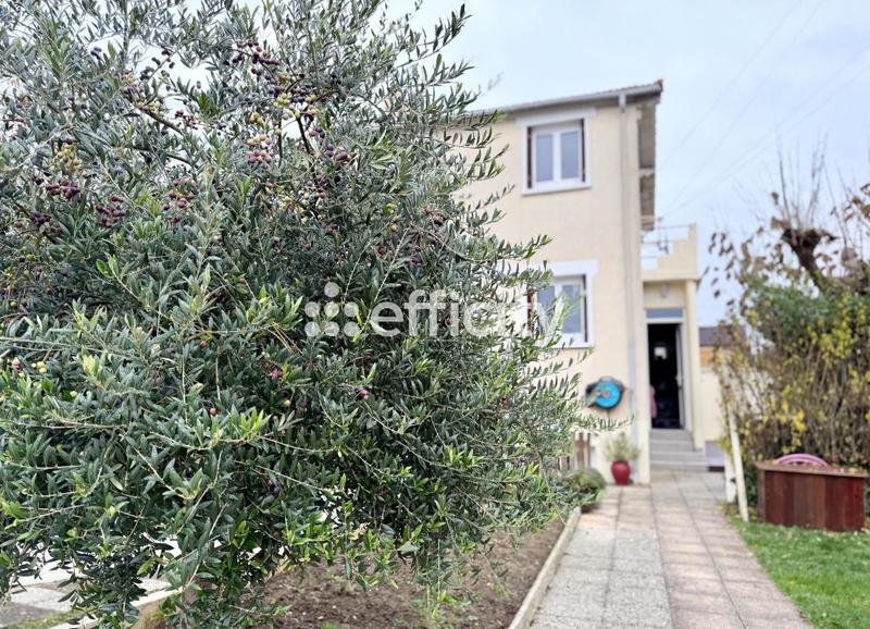 Pavillon - 80 m² - 4 pièces