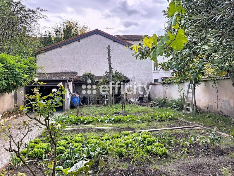 Pavillon - 112 m² - 5 pièces