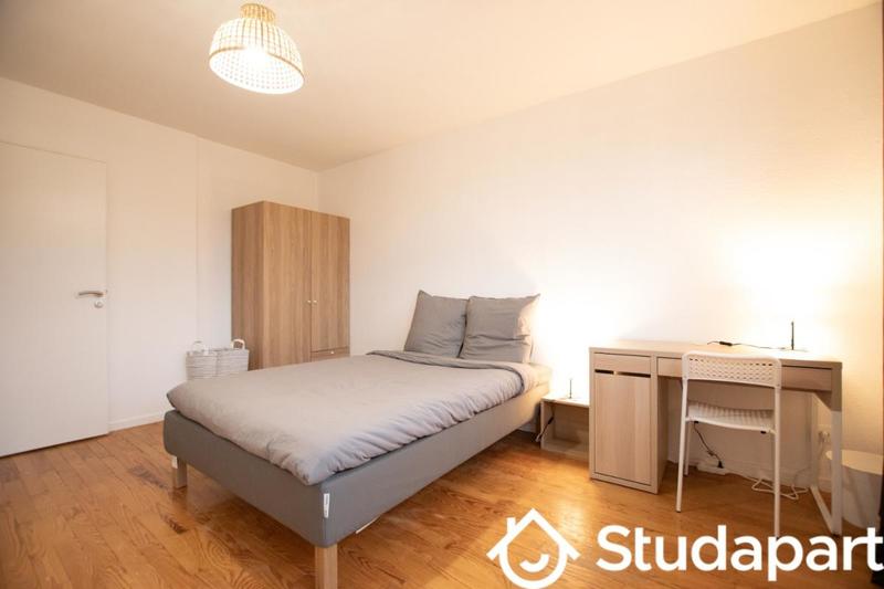 Chambre - 16 m² - 1 pièce