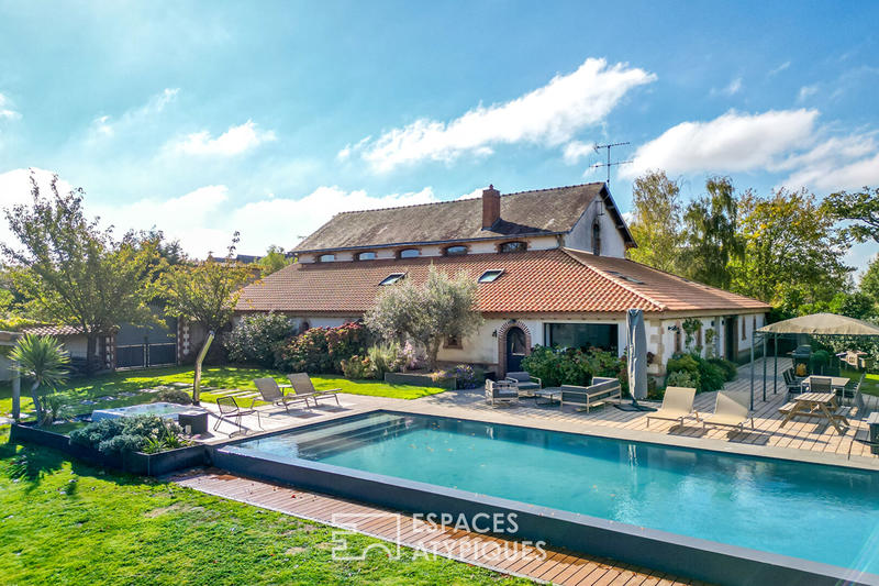 Maison - 387 m² - 12 pièces