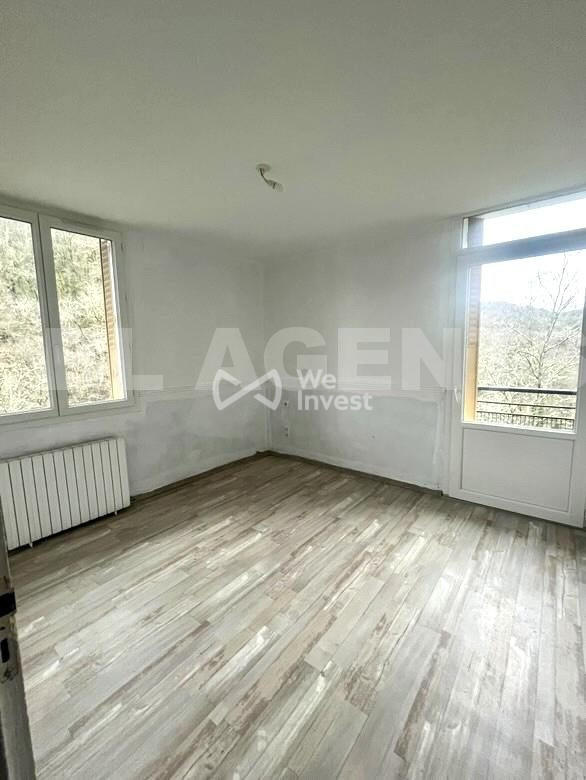 Appartement - 85 m² - 5 pièces