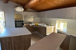 Appartement - 100 m² - 3 pièces