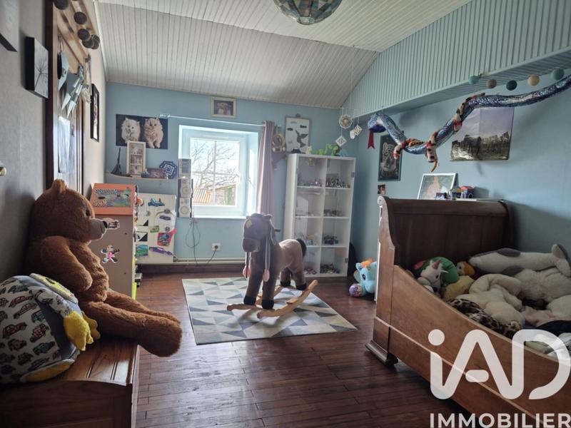 Maison - 219 m² - 8 pièces