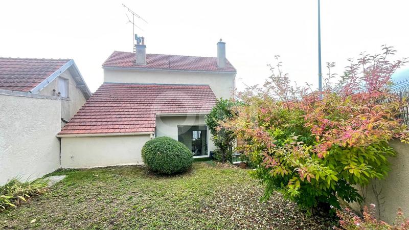 Maison - 81 m² - 4 pièces