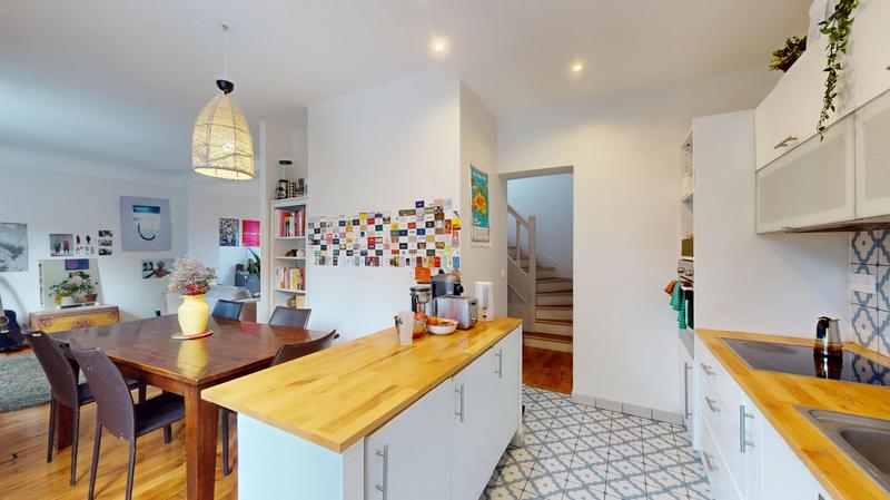 Villa - 185 m² - 6 pièces