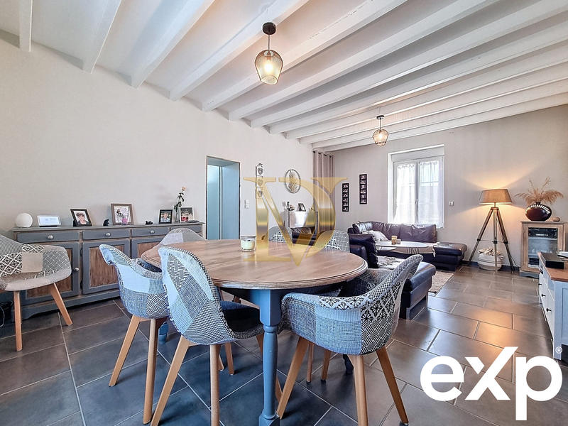 Maison ancienne - 402 m² - 11 pièces