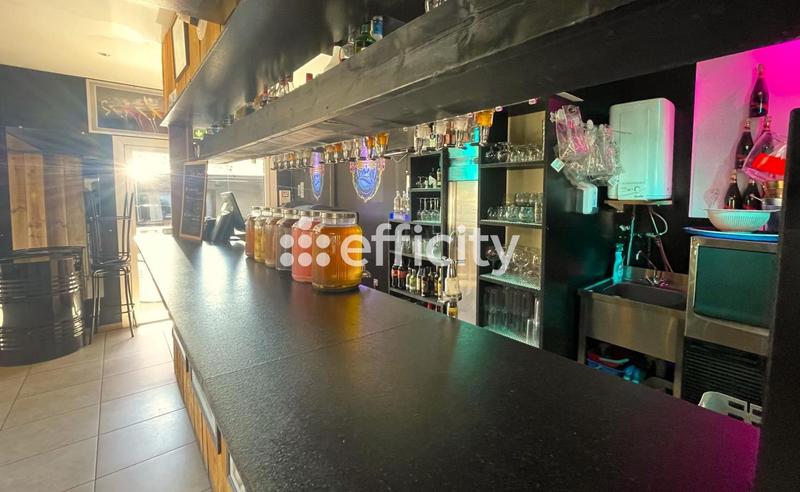 Bureau - 200 m² - 6 pièces