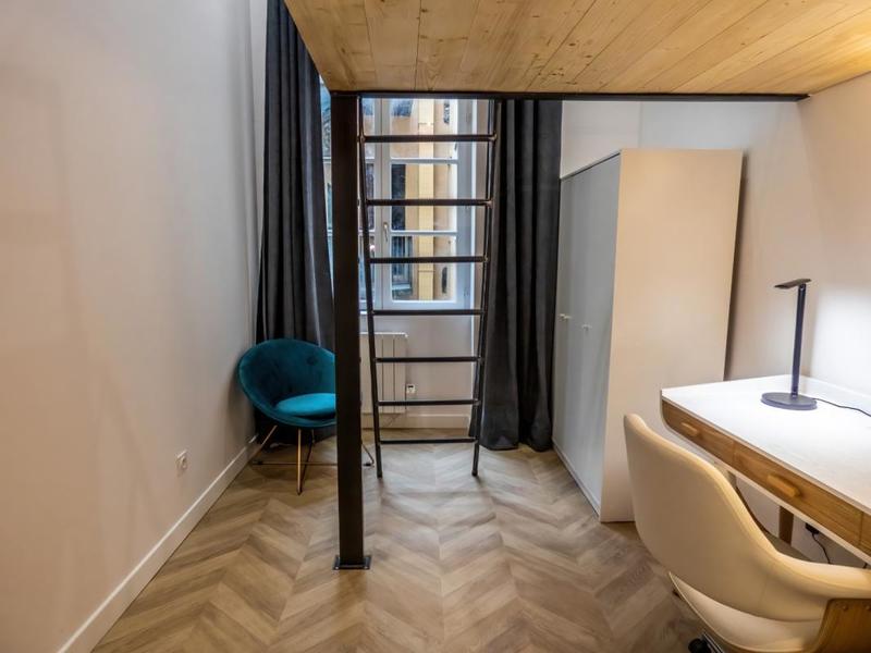 Chambre - 9 m² - 1 pièce