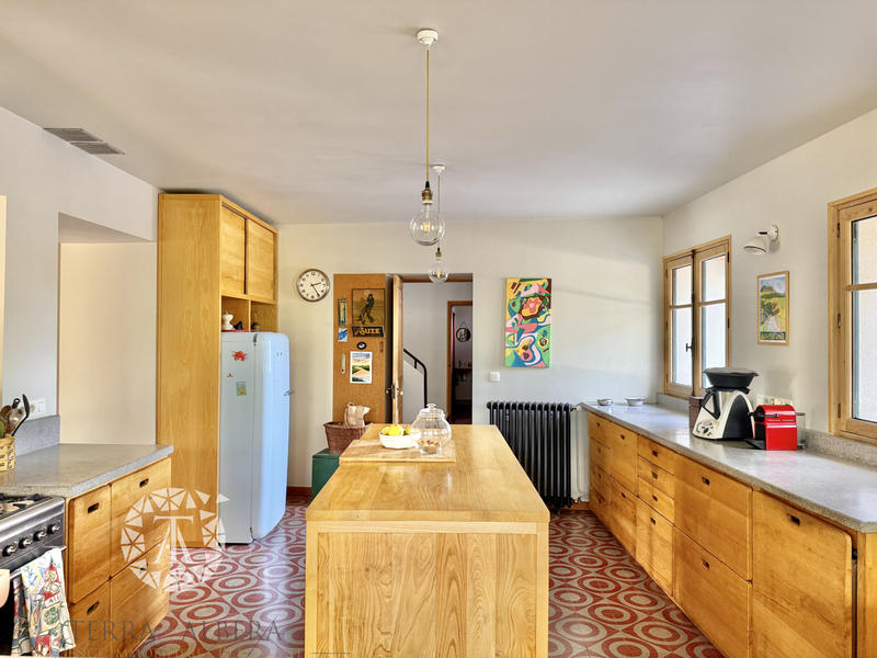 Propriété - 504 m² - 12 pièces