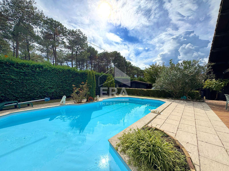 Maison - 160 m² - 5 pièces