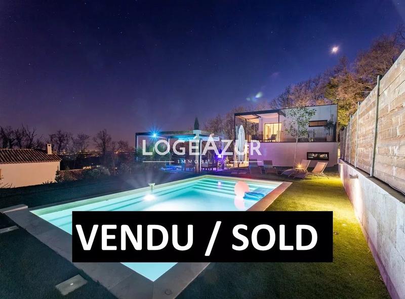 Villa - 212 m² - 7 pièces