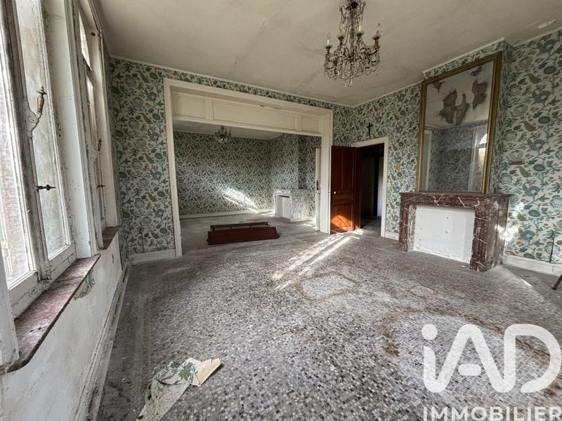 Maison - 180 m² - 7 pièces