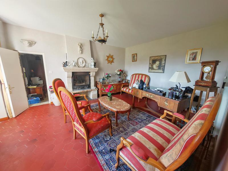 Longère - 418 m² - 14 pièces