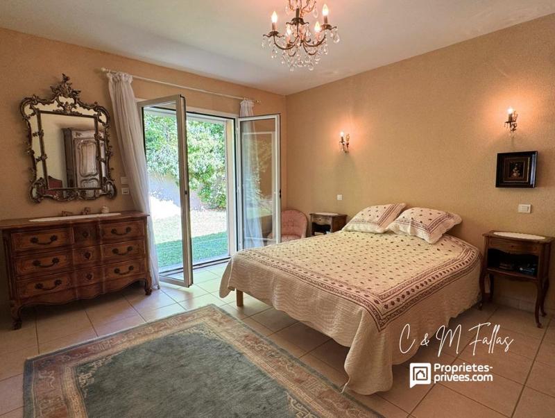 Maison - 170 m² - 6 pièces