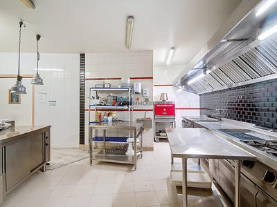 Local commercial - 54 m² - 1 pièce