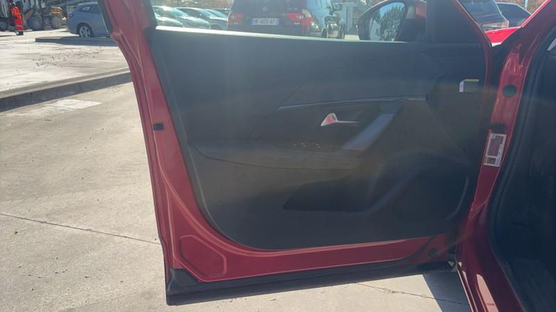 Peugeot 2008 II 1.2 PureTech 130 Allure Business