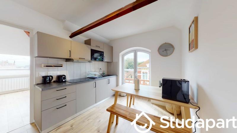 Chambre - 9 m² - 1 pièce