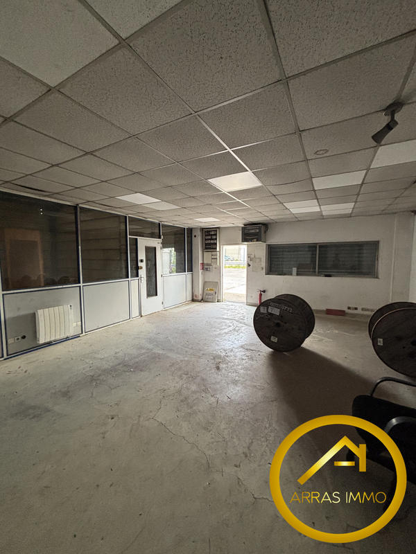 Local d'activités - 480 m²