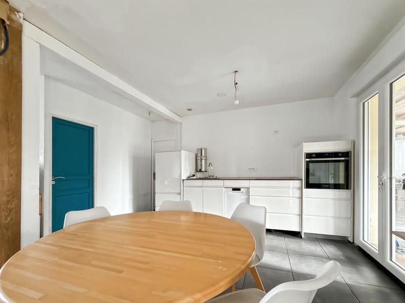 Maison - 97 m² - 5 pièces