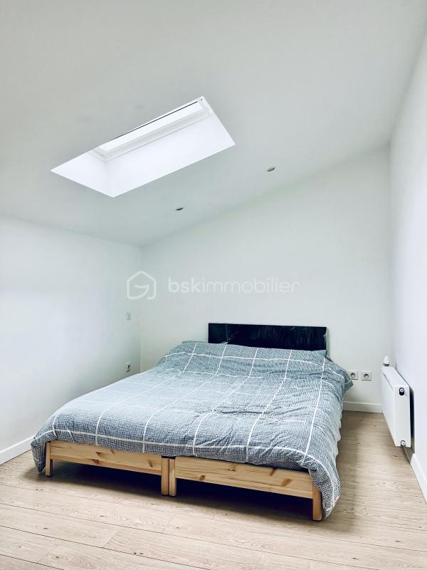 Maison - 190 m² - 11 pièces