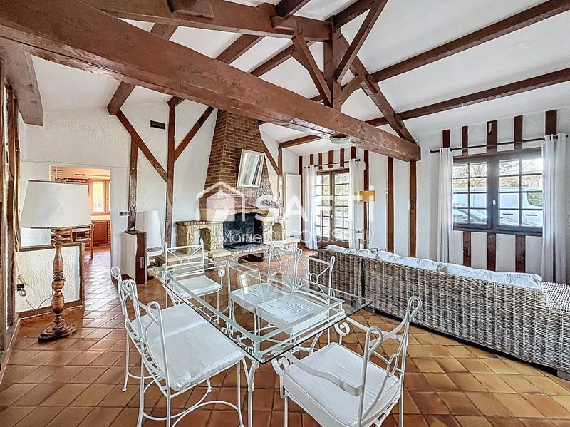 Maison - 180 m² - 9 pièces