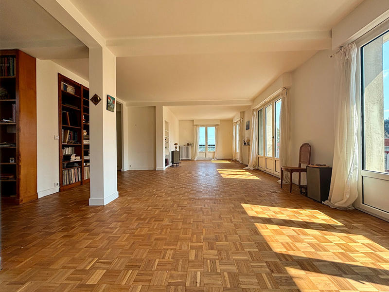 Appartement - 107 m² - 3 pièces