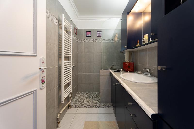 Appartement - 84 m² - 4 pièces