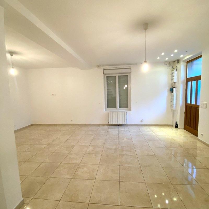 Maison - 210 m² - 6 pièces