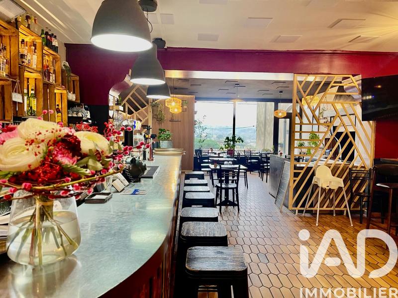 Maison - 190 m² - 9 pièces