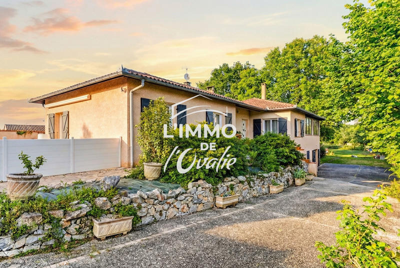 Maison - 211 m² - 7 pièces