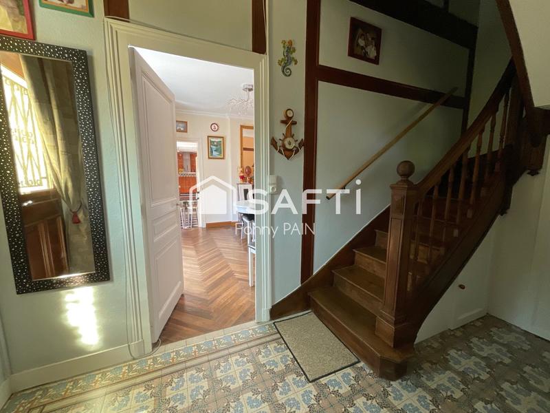 Maison - 90 m² - 5 pièces