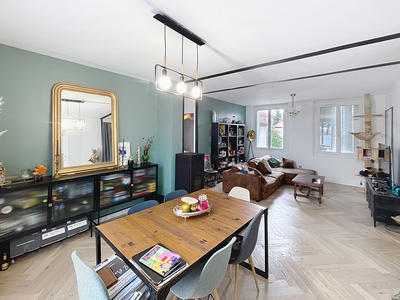 Appartement - 84 m² - 4 pièces